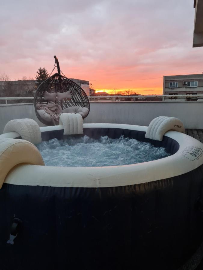 Arad Wellness Apartment ภายนอก รูปภาพ